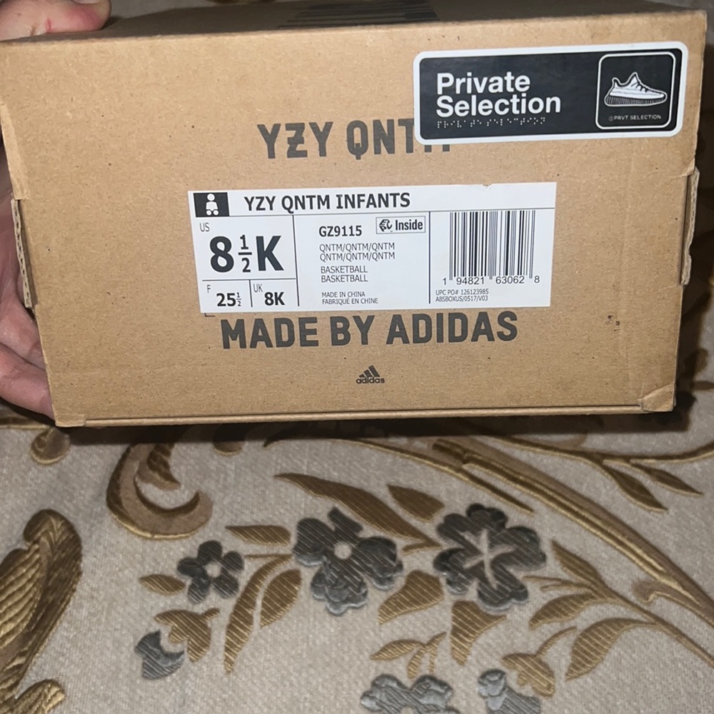 Yezzy QNTM Infants size 8 1/2